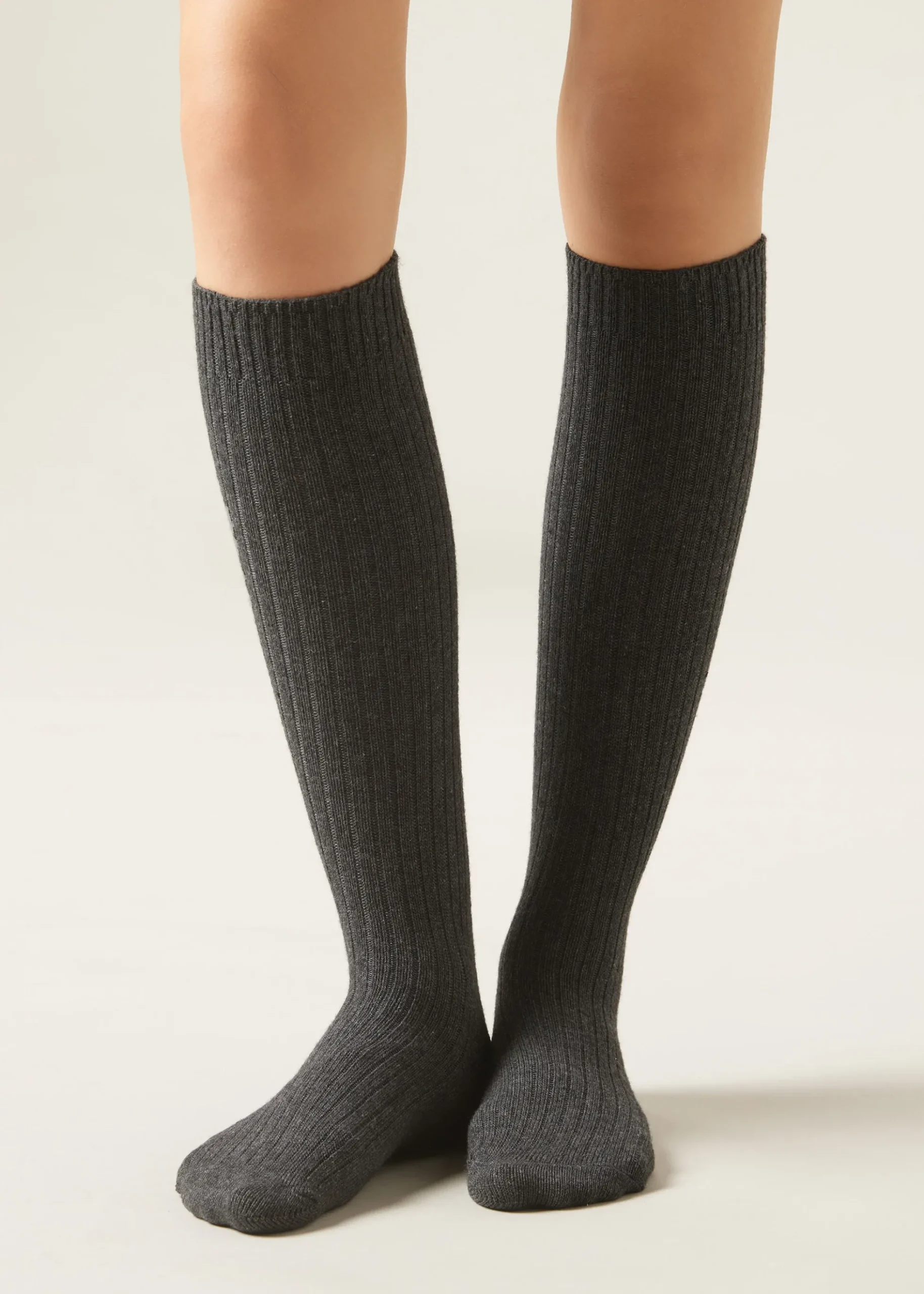 Chaussettes hautes côtelées en laine avec cachemire