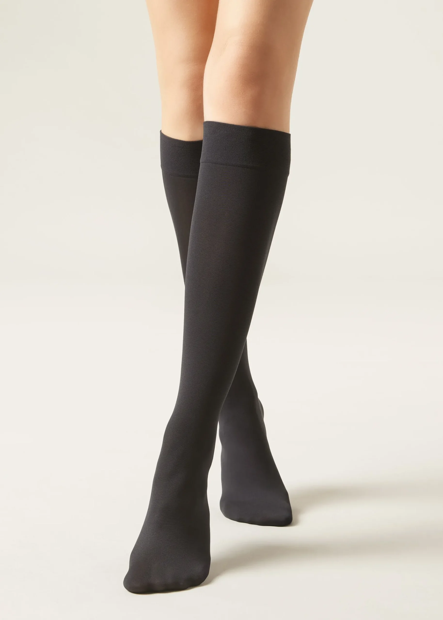 Mi-Bas Opaques 60 Deniers en Microfibre
